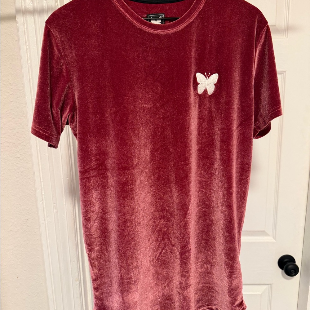 Good for nothing Velvet T-Shirt with Butterfly Patch